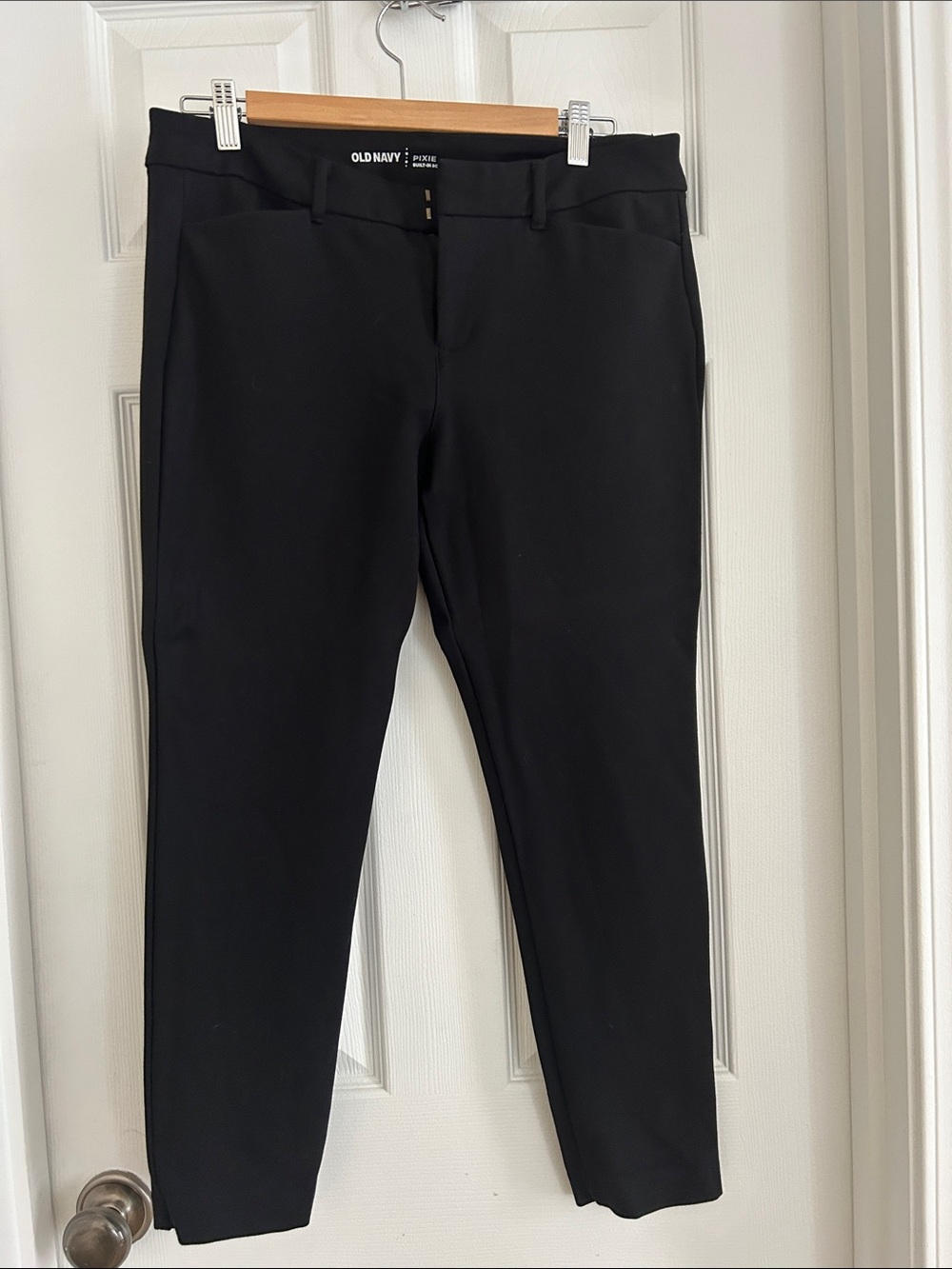 Old Navy Men’s Black Dress Pants - Slim Straight